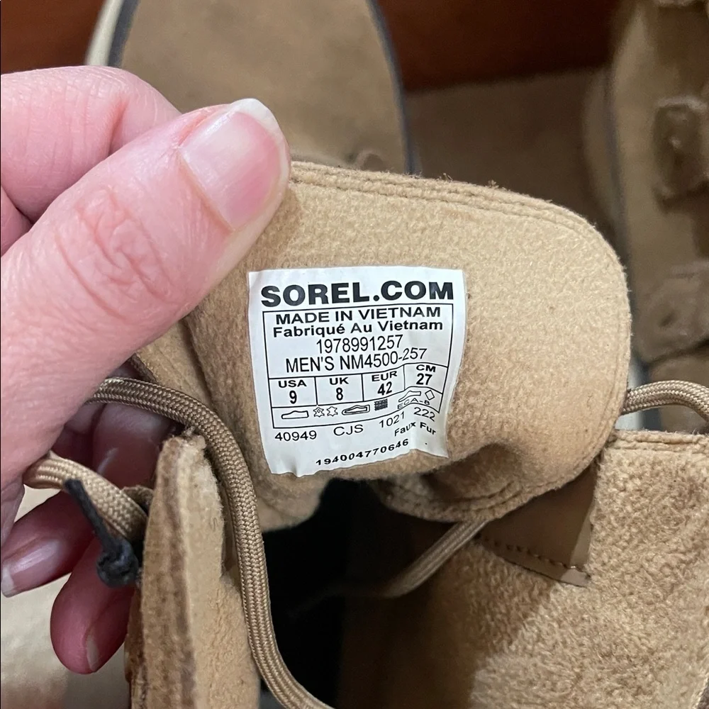 NWT Sorel Men's Tan & Black Suede Leather Waterproof Boots SZ 9